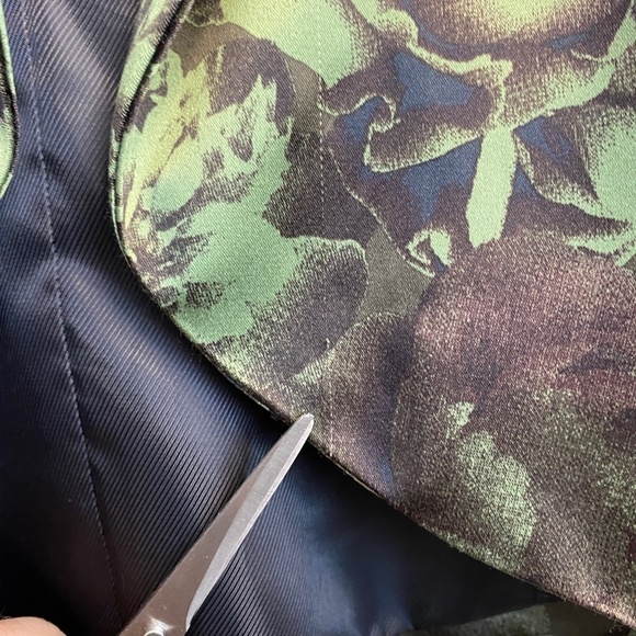 Attitude Women's Green Shimmer Flower Print Open Front Blazer Jacket Size XS - Picture 12 of 13